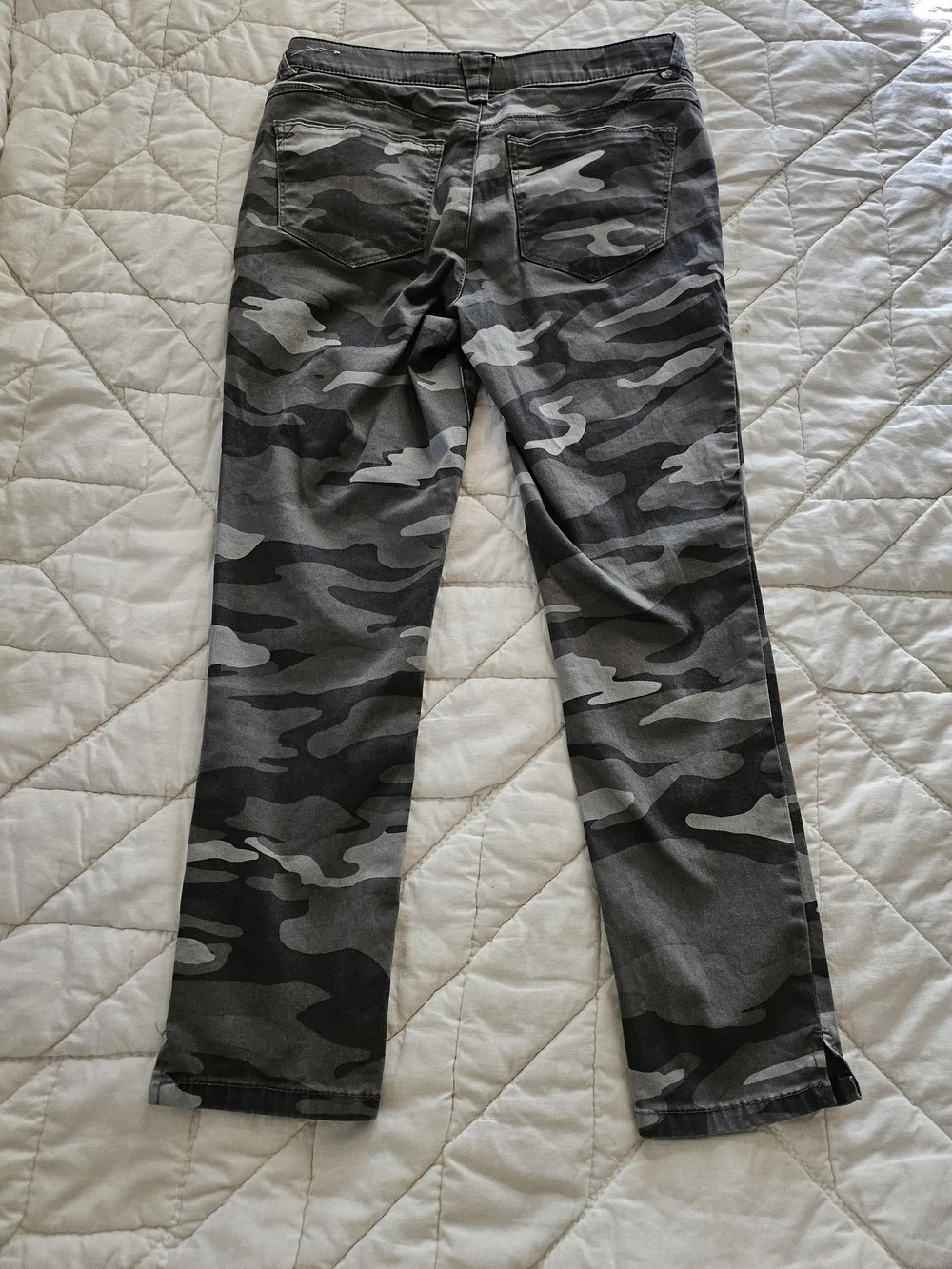 Wit & Wisdom Camo Jeans w/ Comfort Waist - 4P - Picture 2 of 7